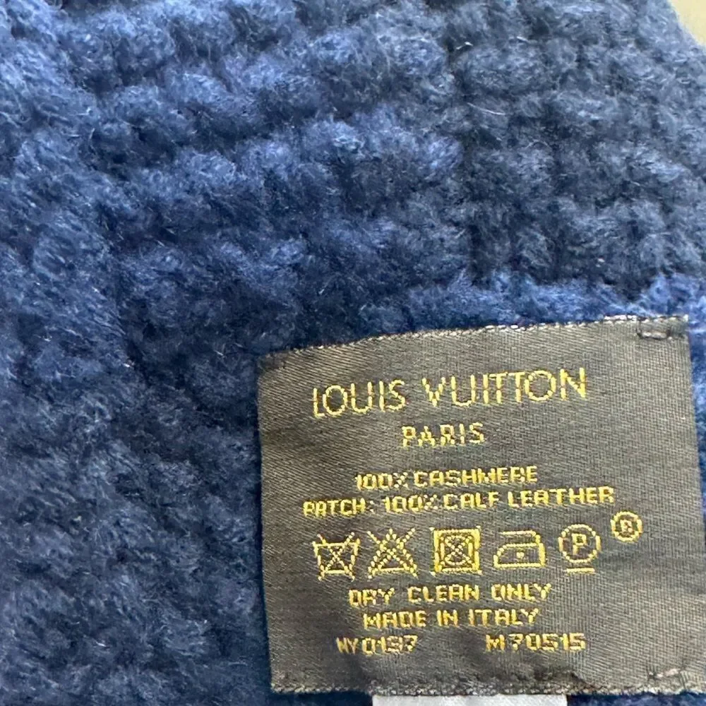 Auth Louis Vuitton LV Damien Echarpe Helsinki 100% Blue Cashmere Scarf Stole